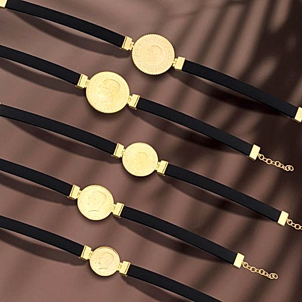 Ata Çeyrek'li Kauçuk Bileklik