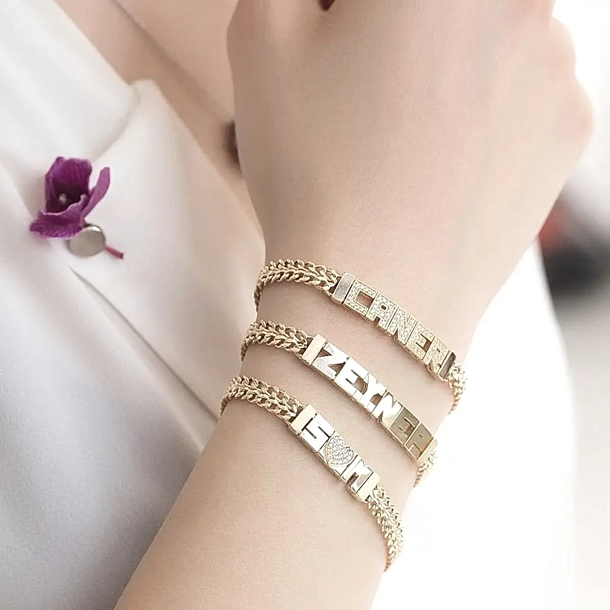 Kişiye Özel İsimli Bileklik - 14 ayar Altın