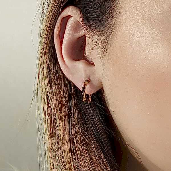 Halka Burgu Küpe - 14 Ayar Altın